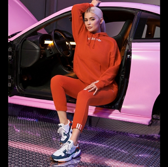 Adidas Falcon Active Red trendy  sneakers - Picture 5 of 17